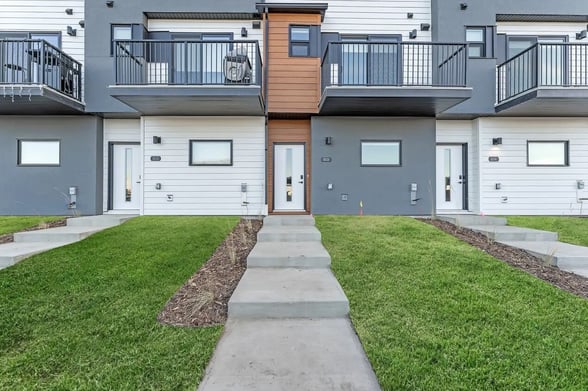 photo de la propriété pour le 40 Dawson Wharf Mount, Chestermere