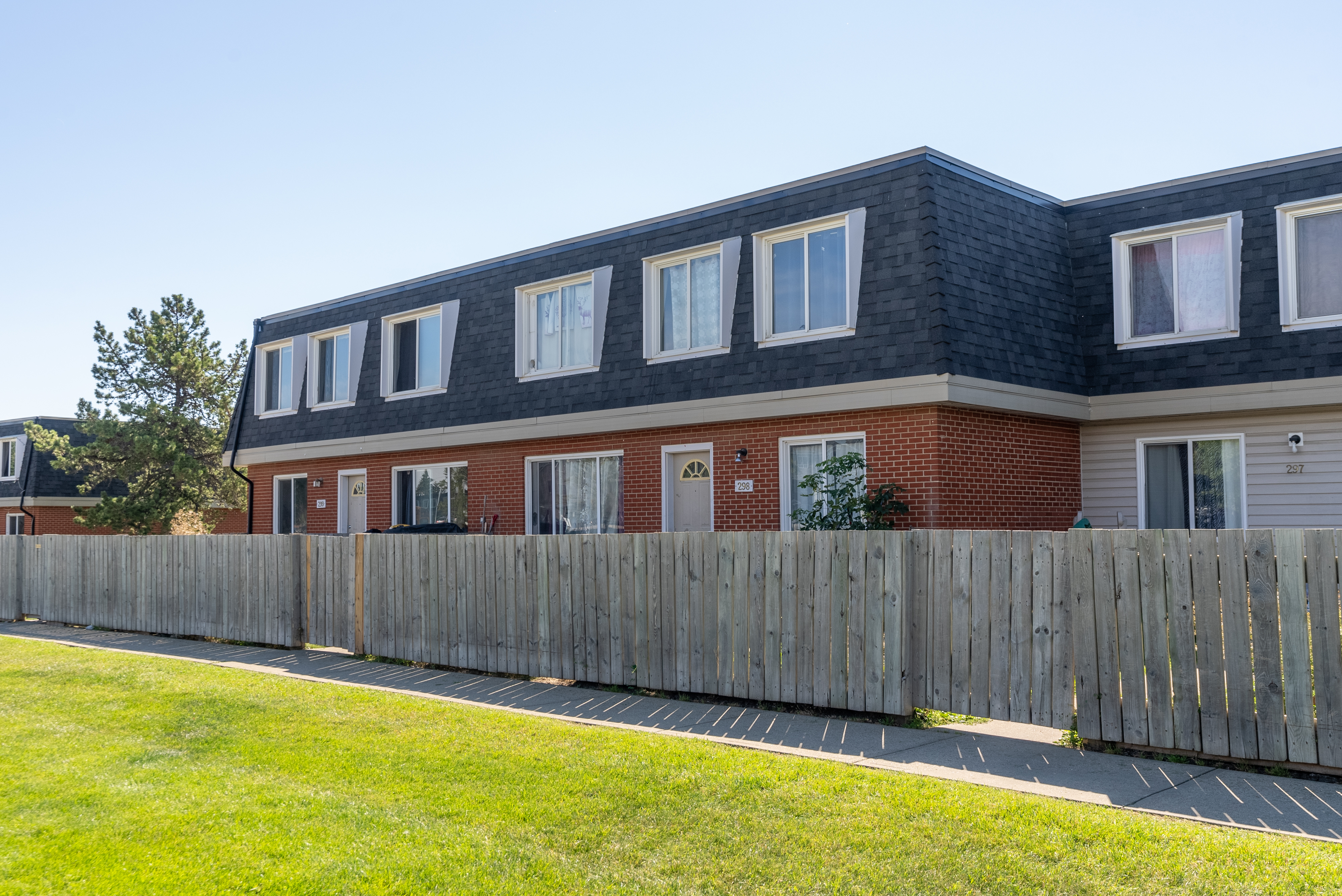 photo de la propriété pour le 17738 - 81 Ave, Edmonton