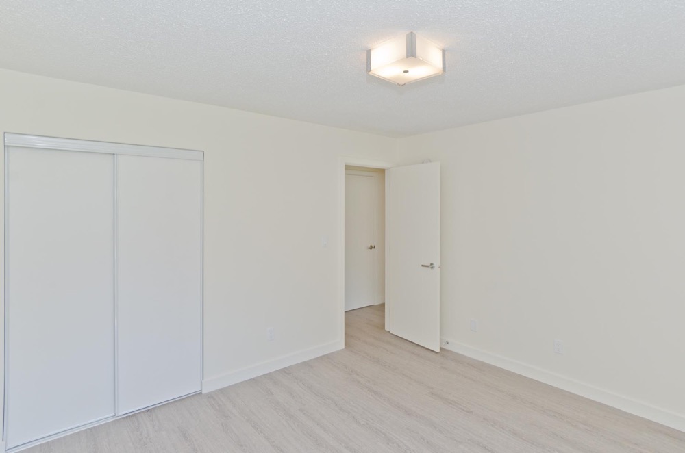 Studio at Lakeside Estates
