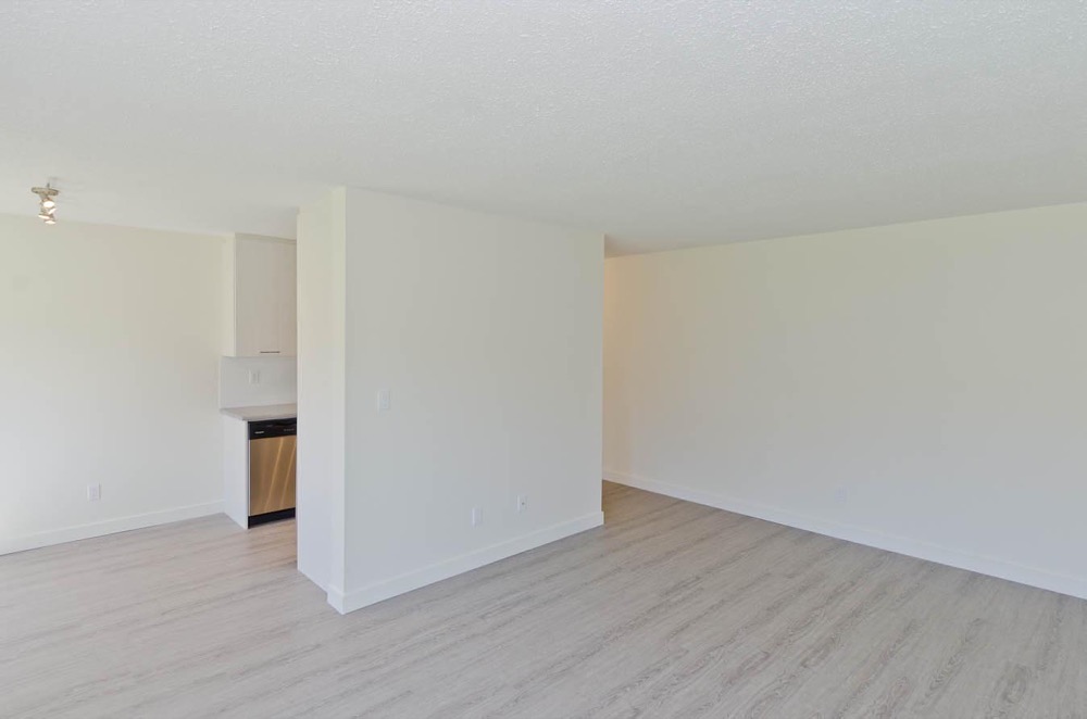 Studio at Lakeside Estates