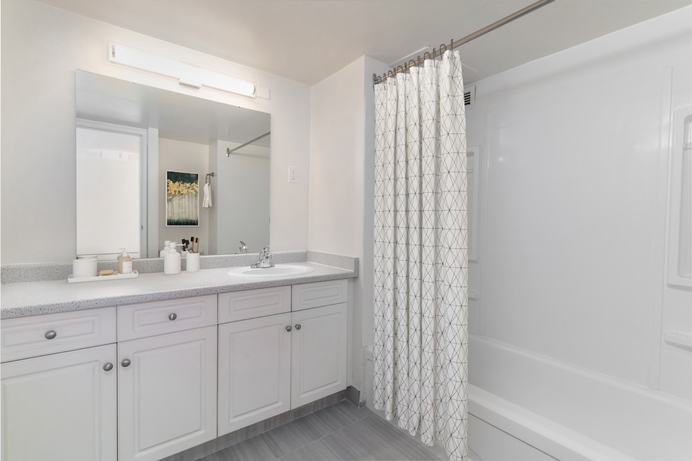 1 Bedroom Basement at Maureen Manor