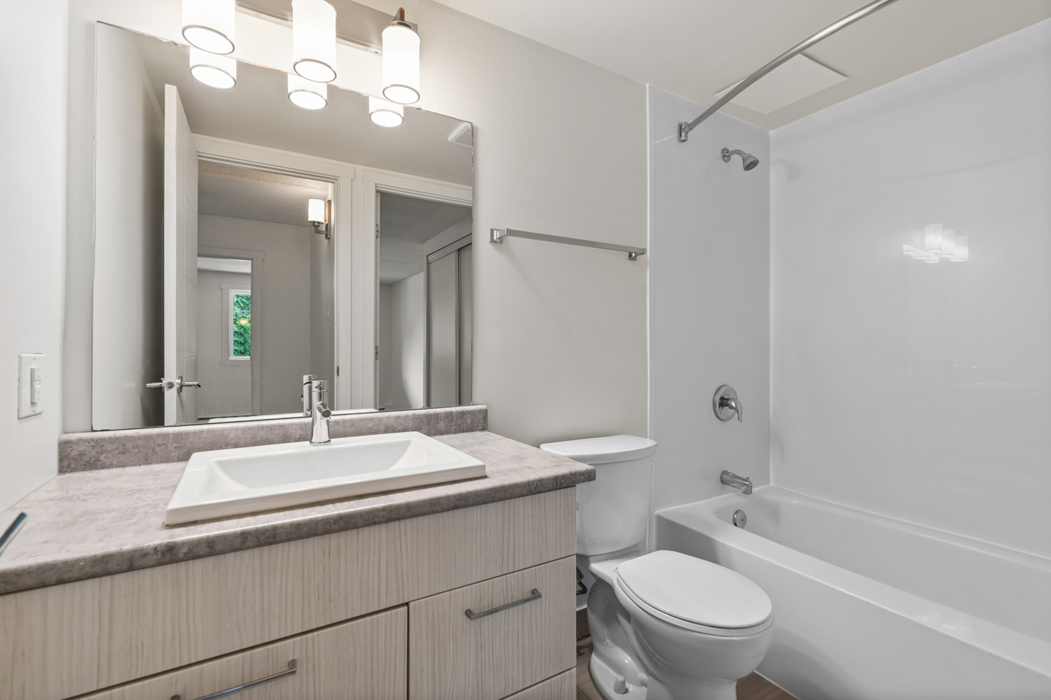 2 Bedroom at Penthouse Apartments