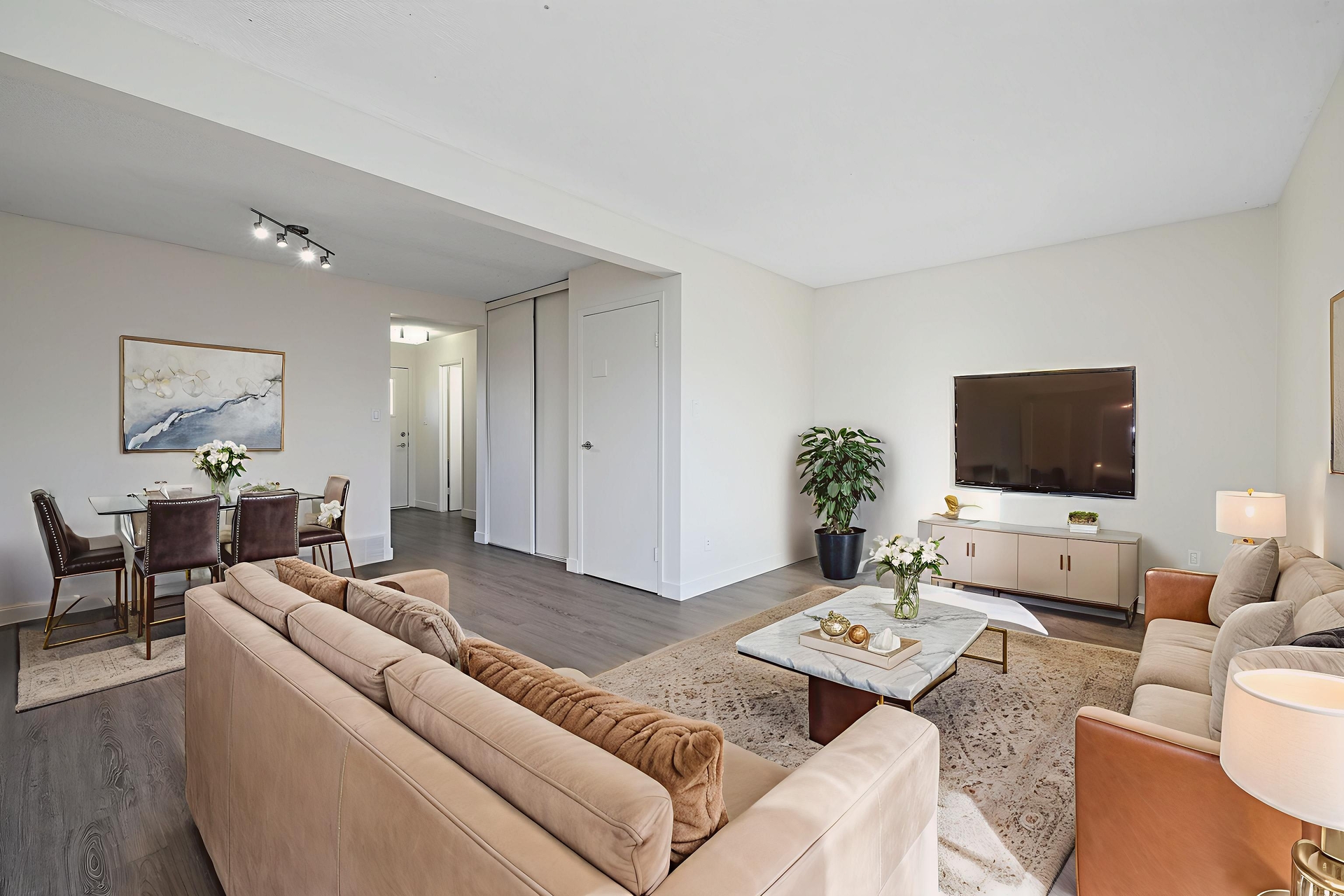 2 Bedroom Townhouse Premium at Point West Townhouses