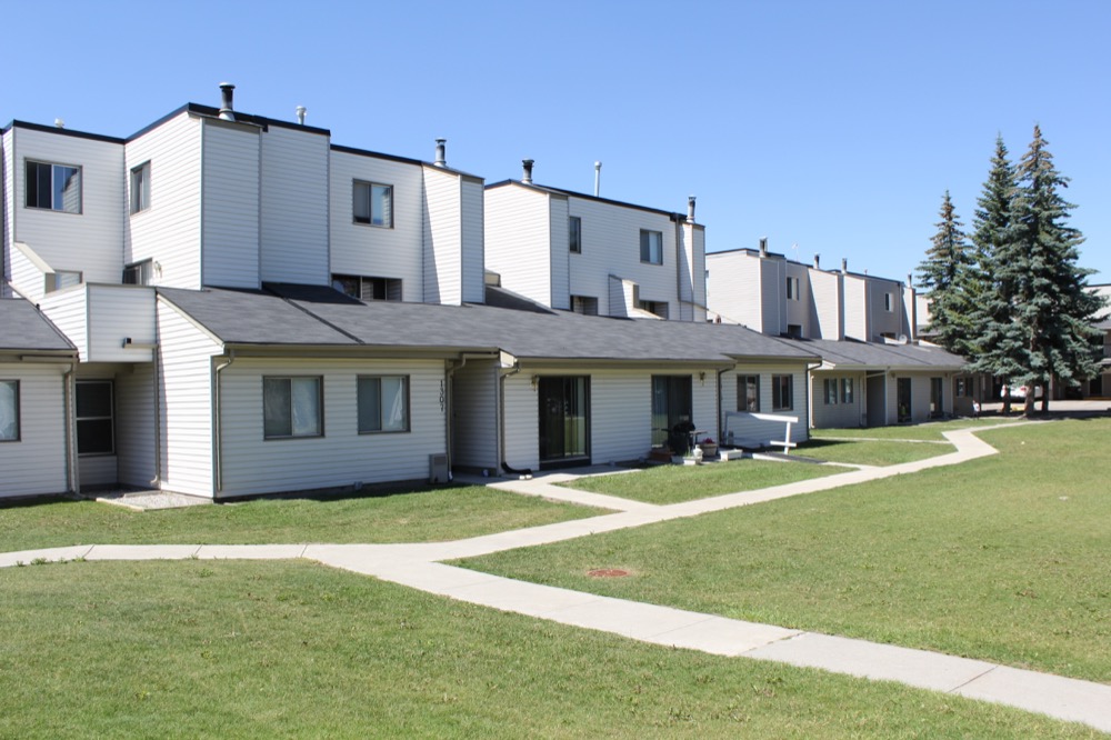 property photo for 2631 38 St. NE, Calgary