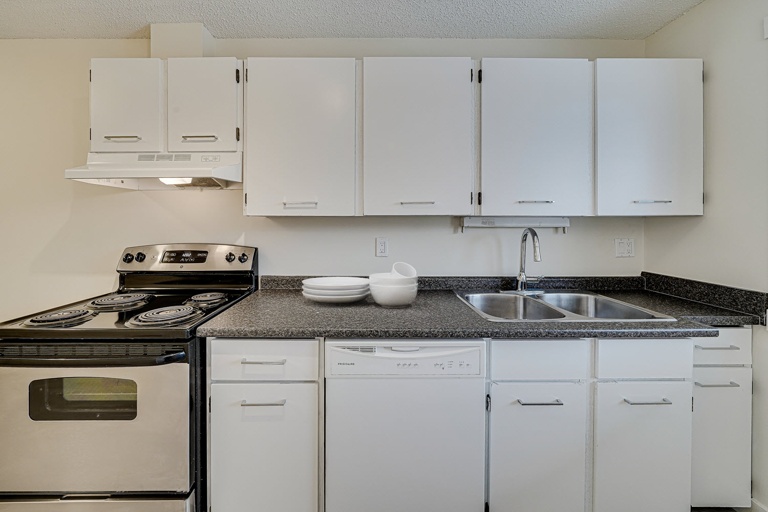 Maison en Rangée avec 3 Chambres at Central Heights Townhomes II