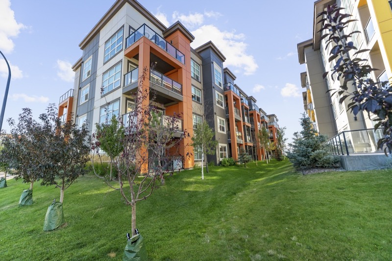 photo de la propriété pour le 19671 40 St SE, Calgary