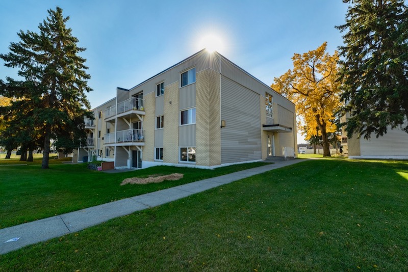 photo de la propriété pour le 14624 72 St. NW, Edmonton